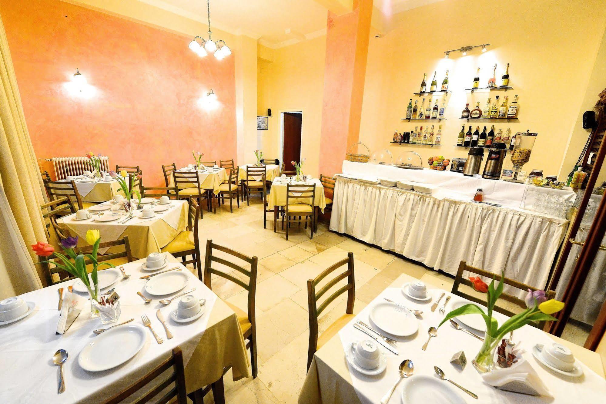 Hotel Dalia Corfu  Екстериор снимка
